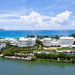 palace-resort-spa-yalong-bay-sanya.sanyahainanhotels.com/